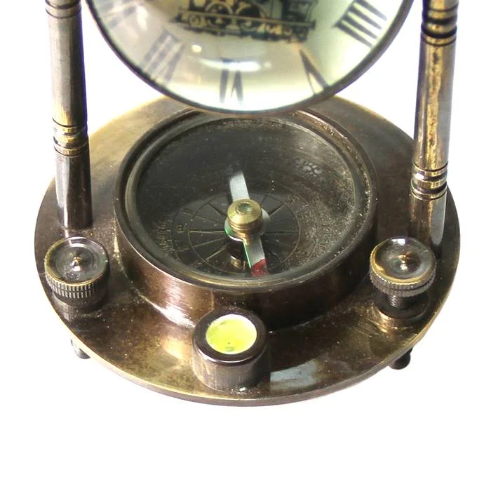 Часы пресс для бумаги с компасом