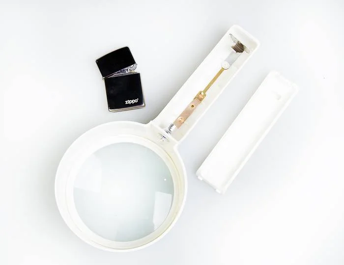 Лупа c ручкой и подсветкой Veber 8078-2, 2x, 110 мм