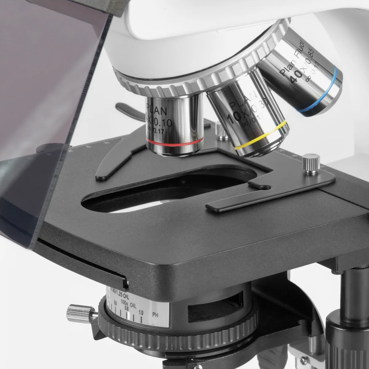 Микроскоп Микромед 3 (вариант ЛЮМ 4 Е LED) тринокулярный